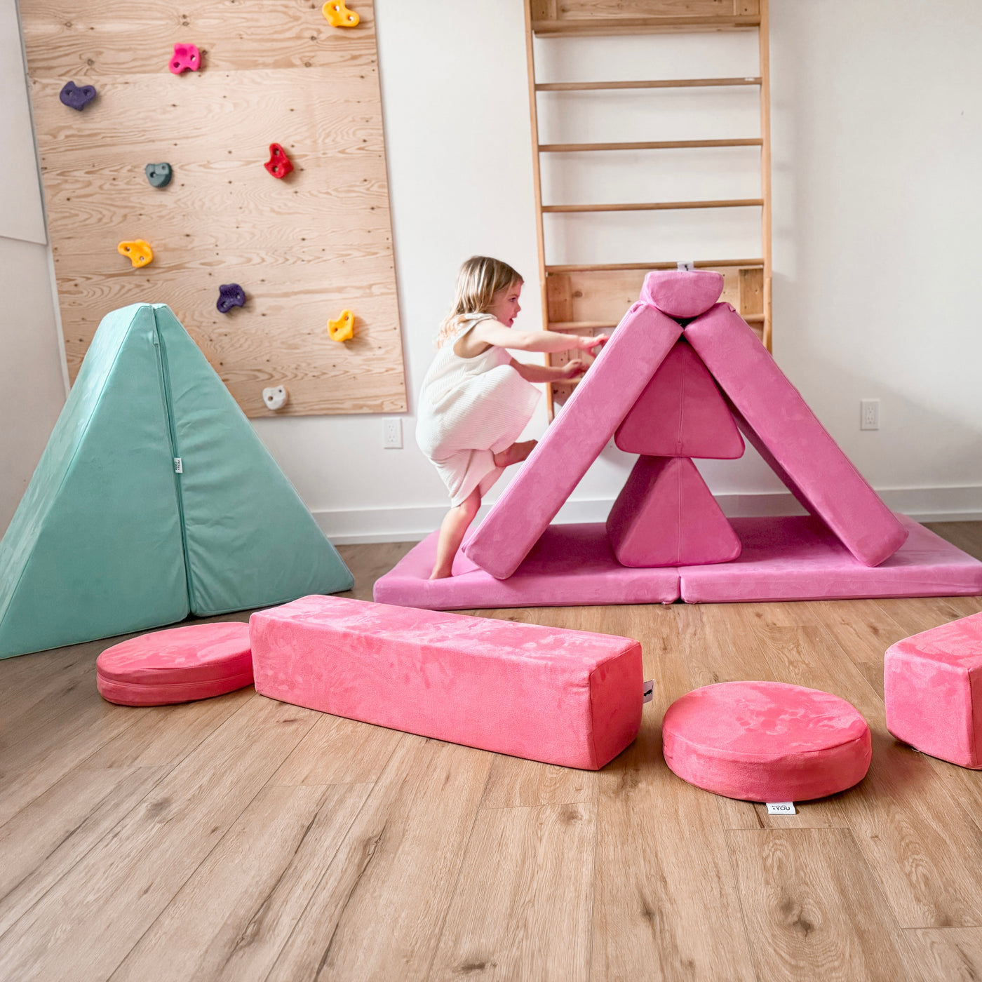 #color_watermelon-microsuede
