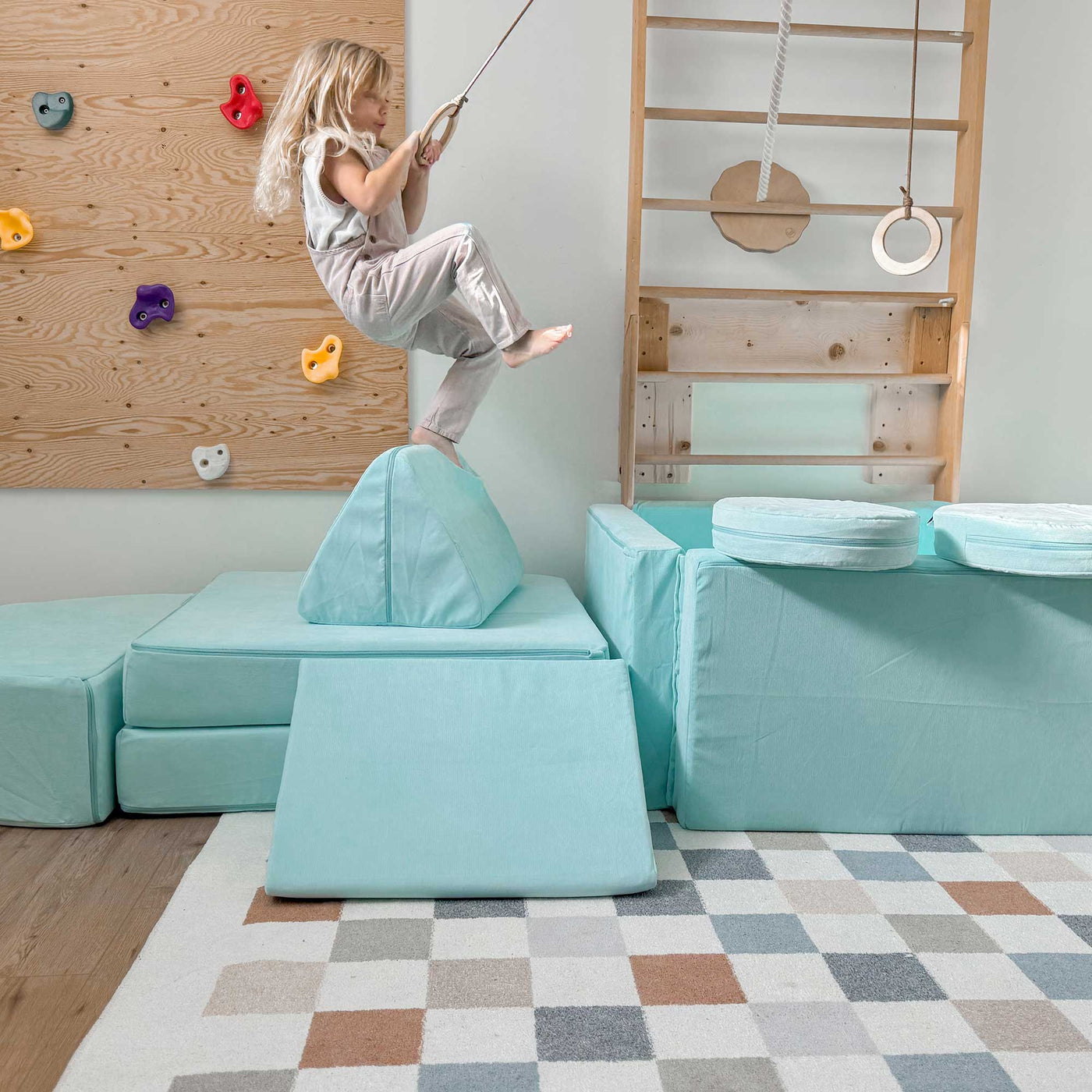 #color_seafoam