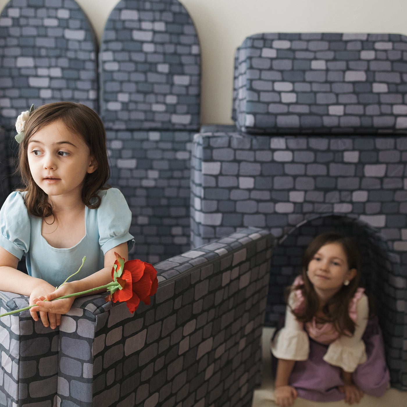 #color_the-joey-play-couch-stones